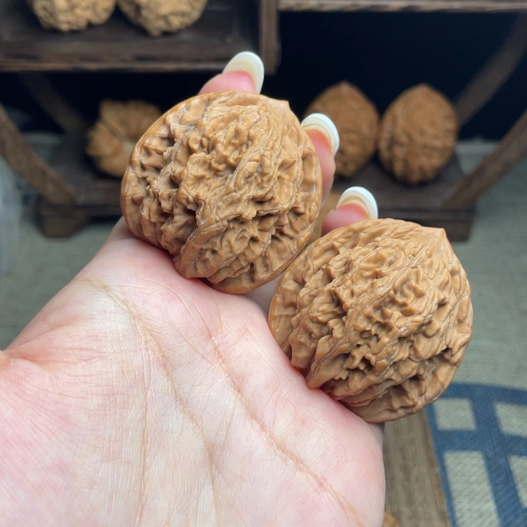 文玩核桃吊坠41虎头