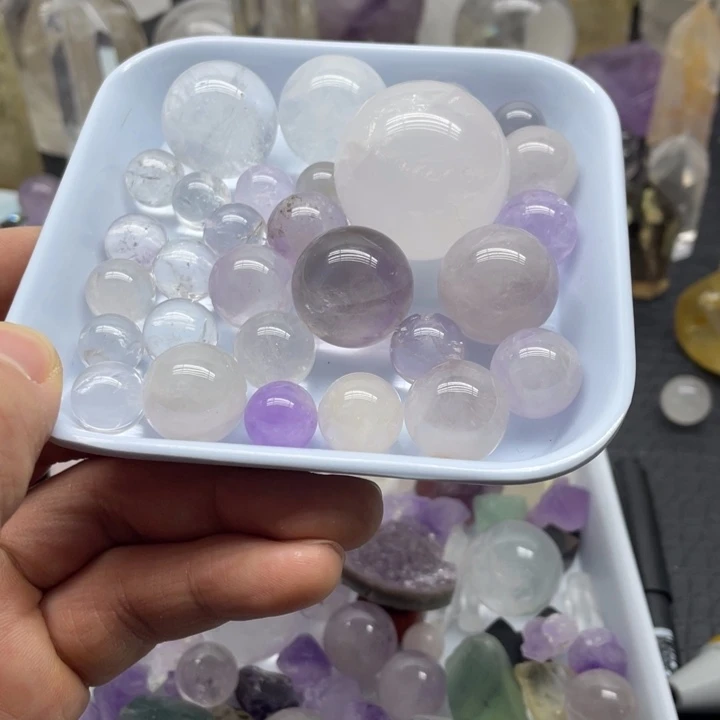 水晶17未镶嵌草****长福利球球