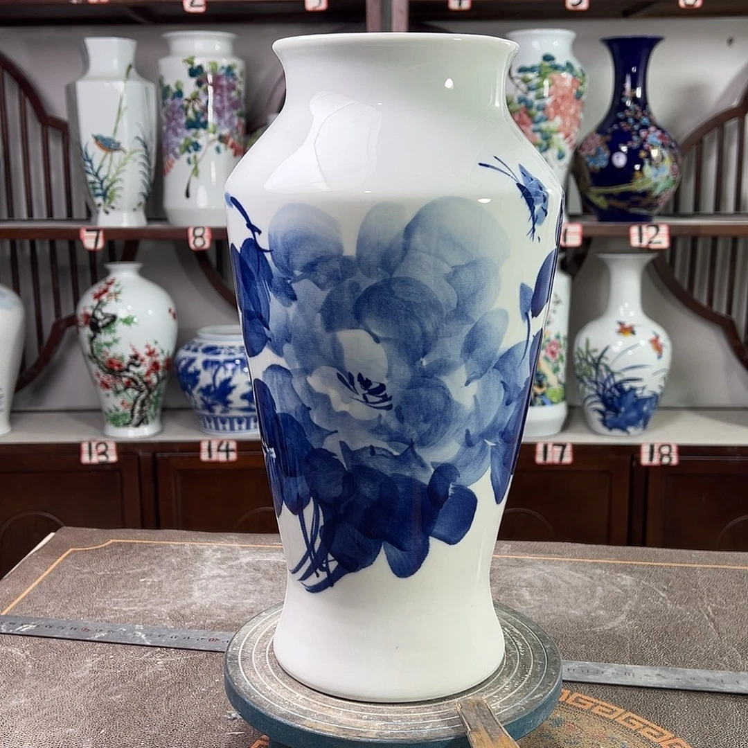 陶摆件景德镇陶瓷大鱼青牡