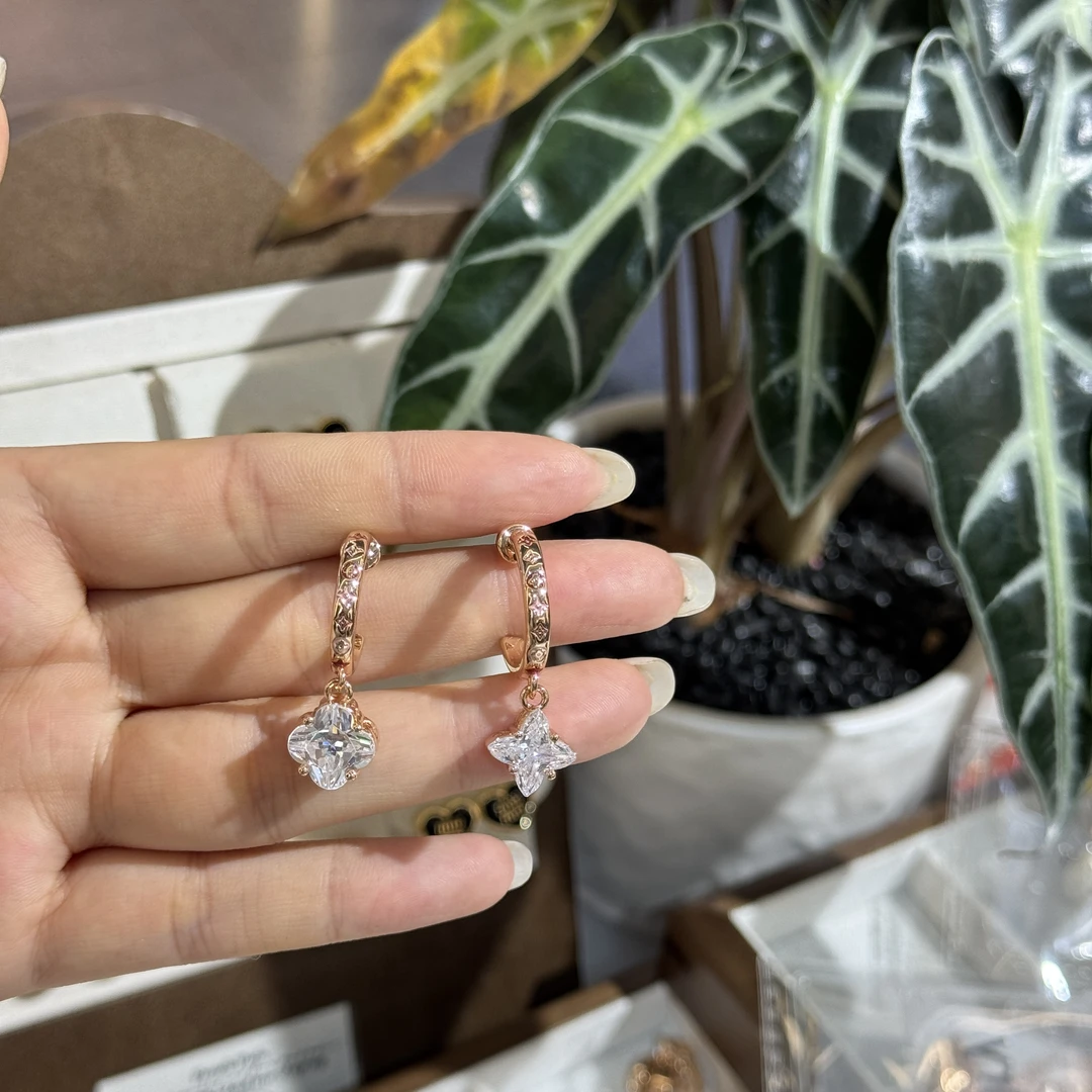 铜合金锆石耳饰 日韩气质甜美风玫瑰金耳环女时尚百搭高级感耳钉