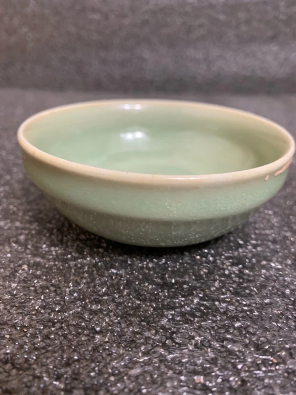 龙泉青瓷双鱼杯子