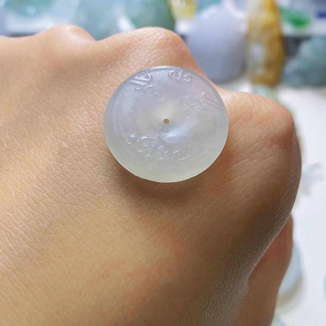 定制翡翠未镶嵌雪花棉仿古扣