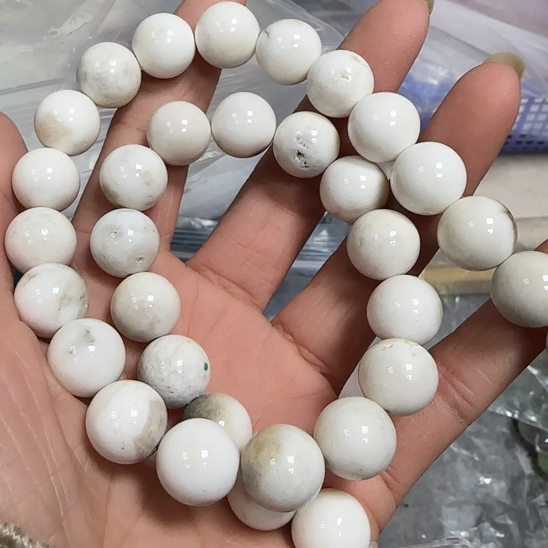 玛瑙/玉髓合金珠宝半成品瓷白玛瑙12mm一条
