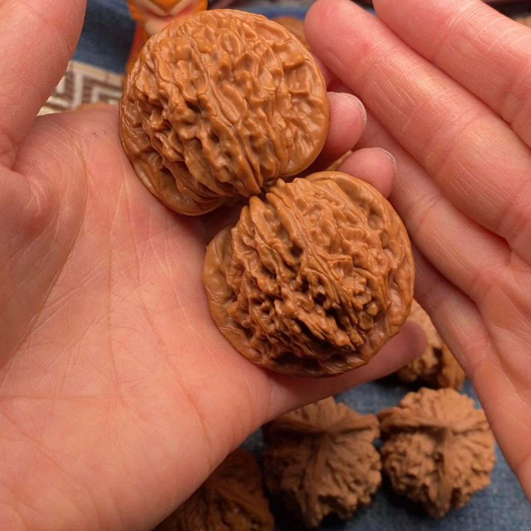 文玩核桃把件45平谷楼49.克