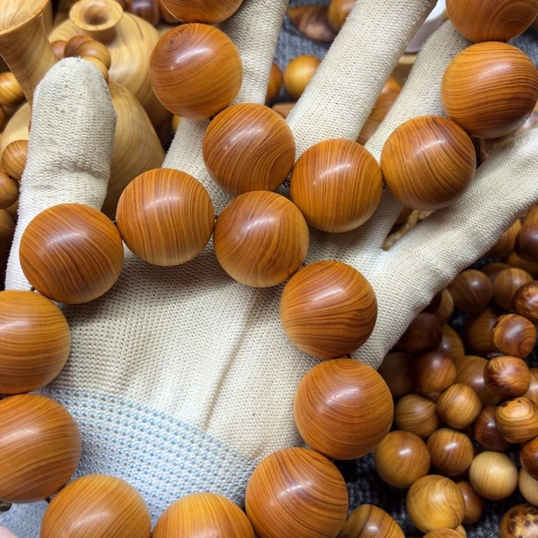 柏木（崖柏）路**瞅2.5太行崖柏