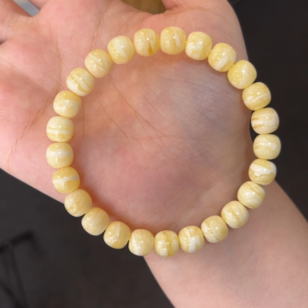 琥珀未镶嵌手串金瓷白浓蜡虎皮8.5m