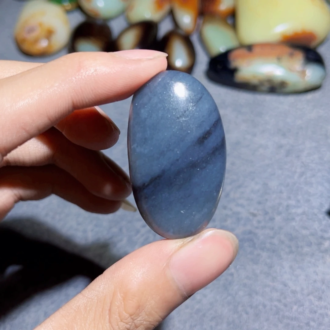 和田玉未镶嵌珠宝奇石