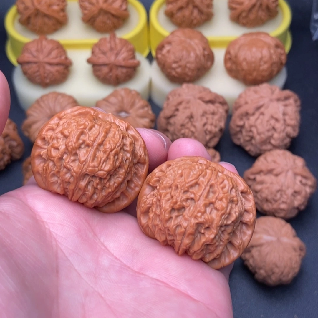 文玩核桃把件血麒麟39