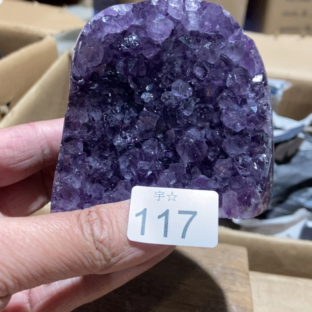 紫晶天然水晶摆件未镶嵌