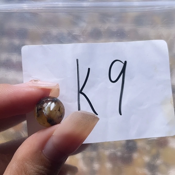 琥珀未镶嵌裸石10.9福利