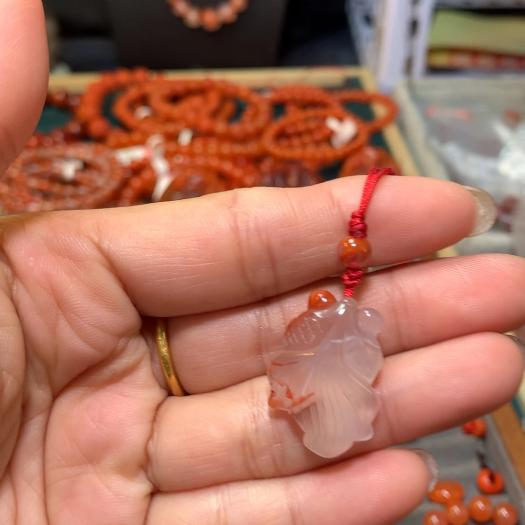 【闪购商品】南红玛瑙手机挂件未镶嵌