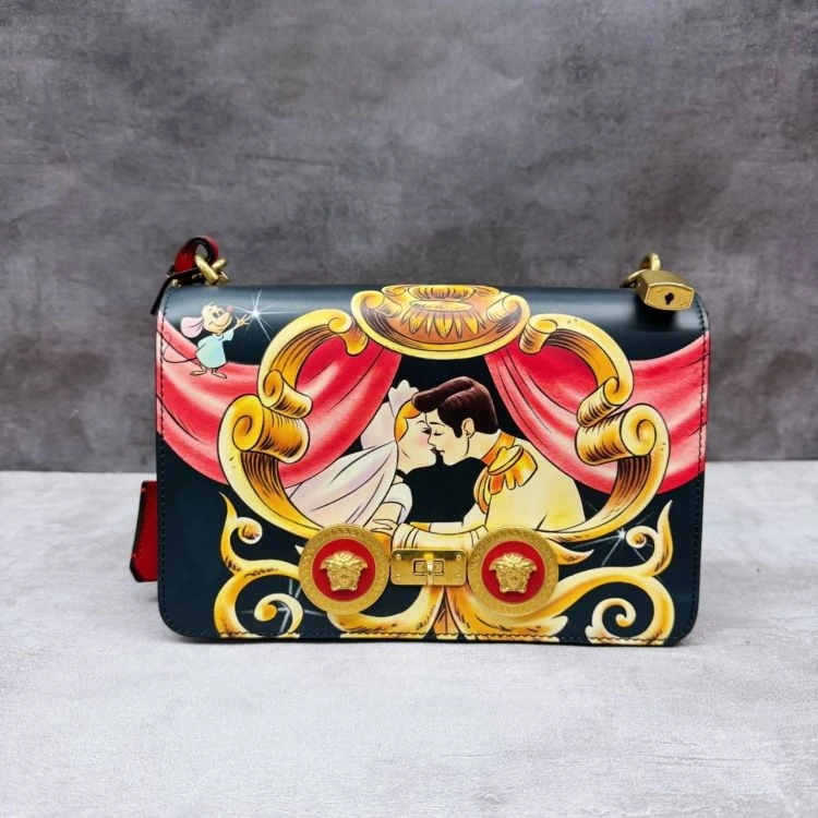 95新/范思哲/C1899929831/[251204CZ02]