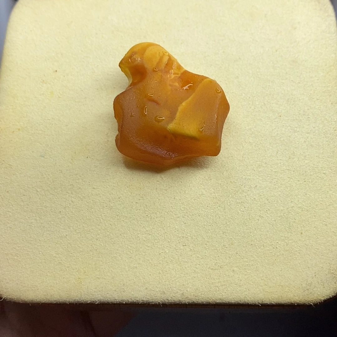 定制蜜蜡未镶嵌梨