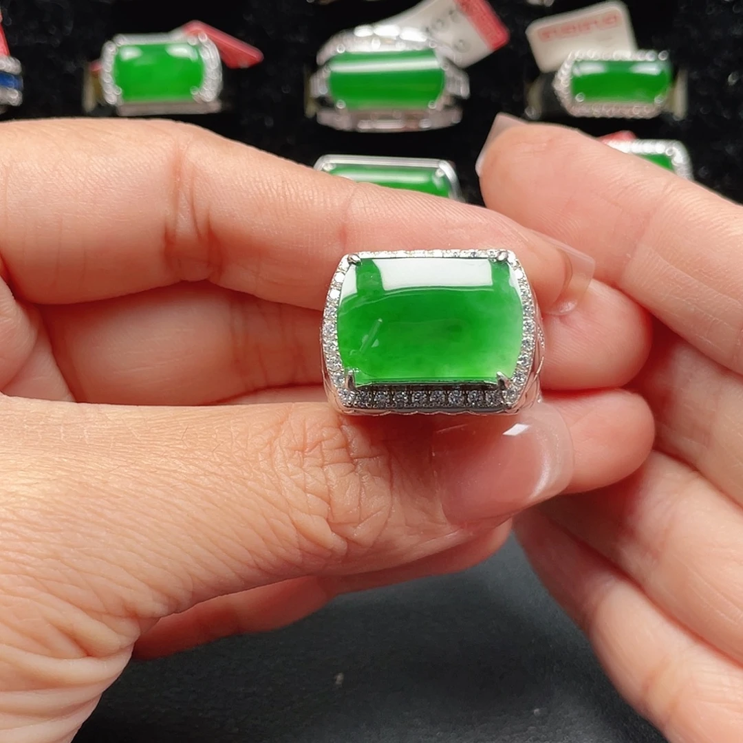 翡翠银S925镶嵌戒指没运费险编号3808