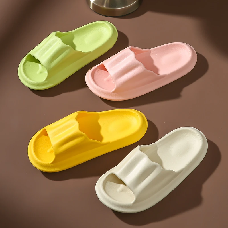 夏款情侣款踩屎感凉拖鞋夏季男女家居家用浴室EVA软底外穿浴室拖