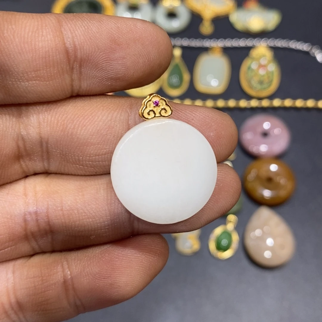 和田玉颈饰银S925镀金镶嵌