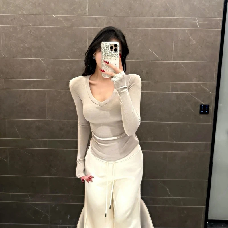 【SuSuqueen】小暖炉V领 双面绒加厚长袖T恤打底弹力上衣