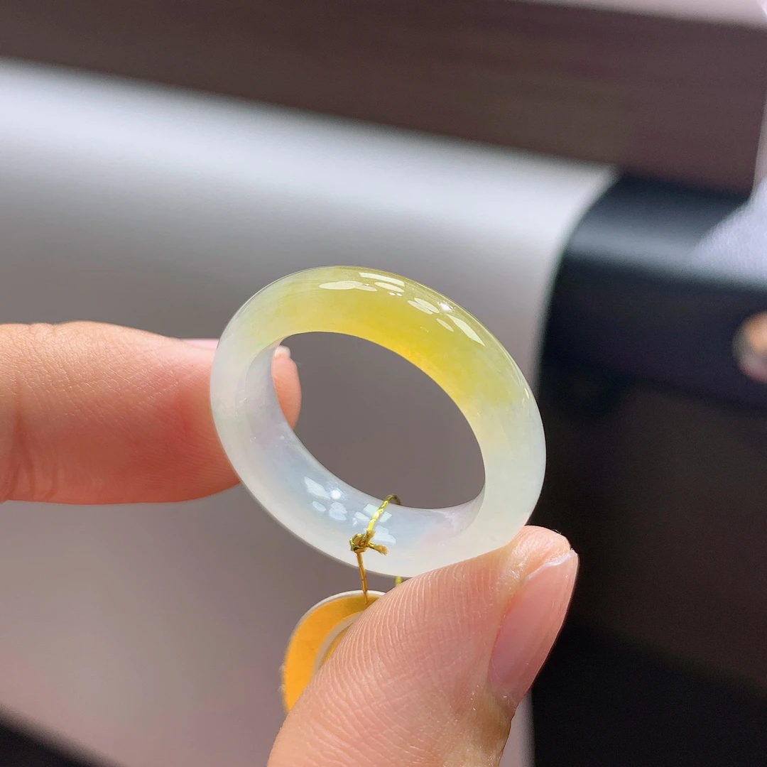 16-17号圈天然缅甸翡翠A货冰黄翡翠戒指