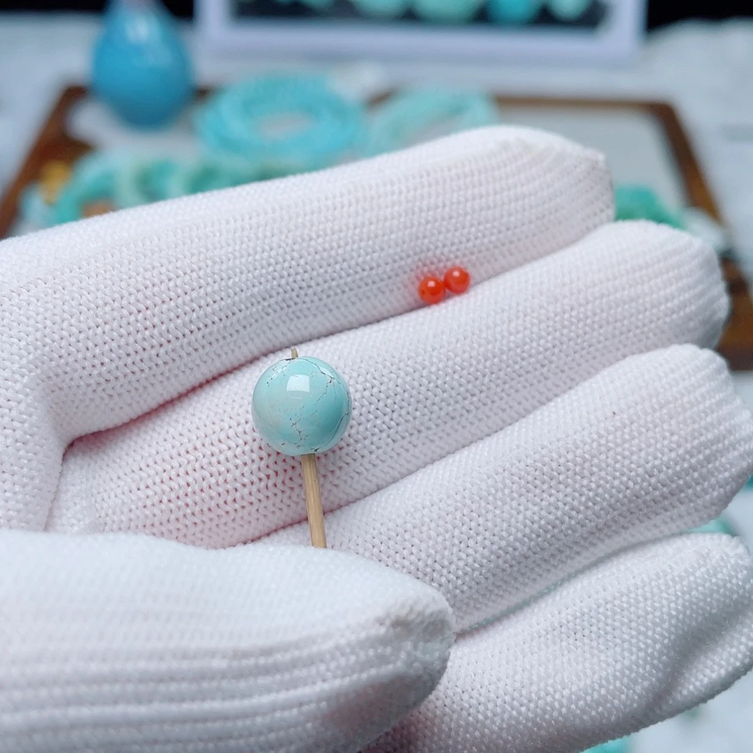 南红玛瑙未镶嵌珠宝奇石