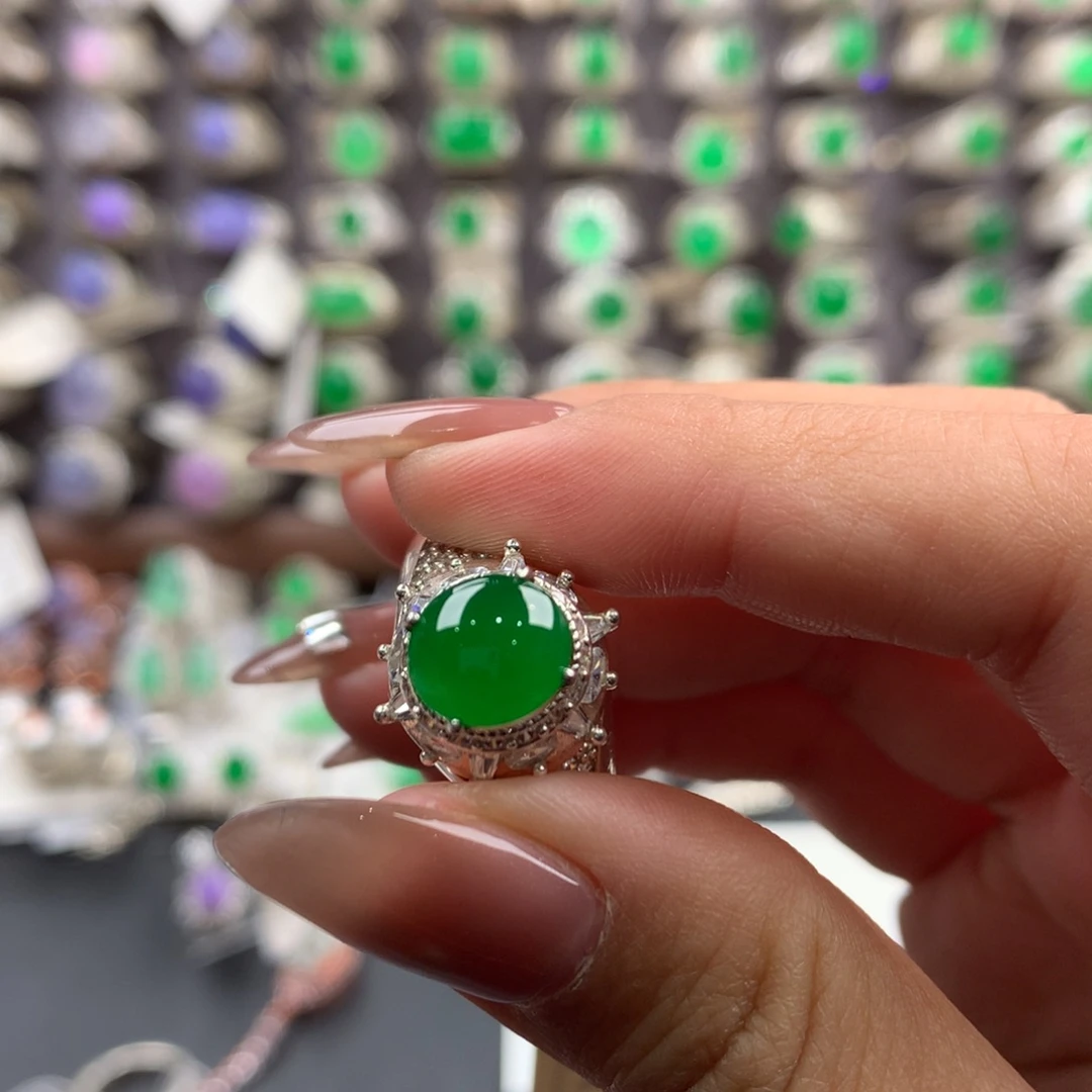 定制翡翠未镶嵌缅甸A货翡翠12.25