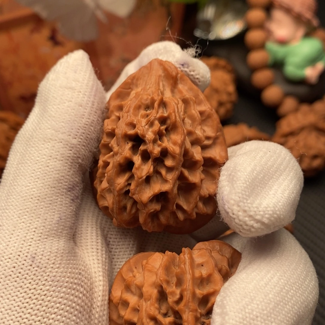 别***眉核桃秦岭野生核桃鸡心