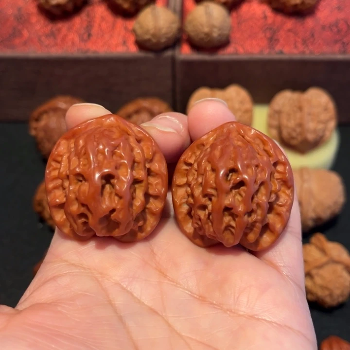 文玩核桃吊坠盘山