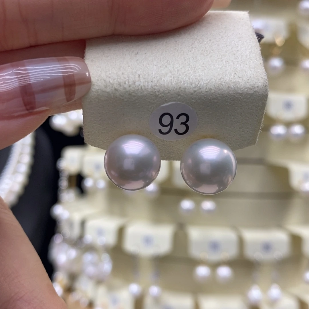 18K金镶嵌耳饰淡水珍珠