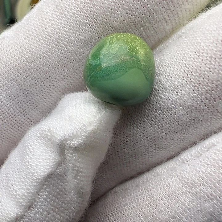 南红玛瑙未镶嵌珠宝奇石