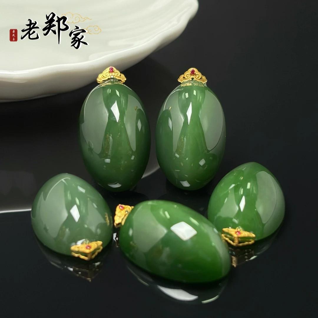 【老郑家】18K金和田玉蛋面挂件多样性发一件不带链约29*19*11mm