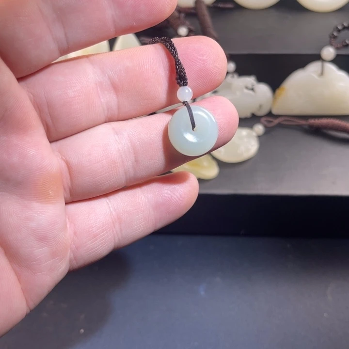 和田玉（白玉）未镶嵌挂件