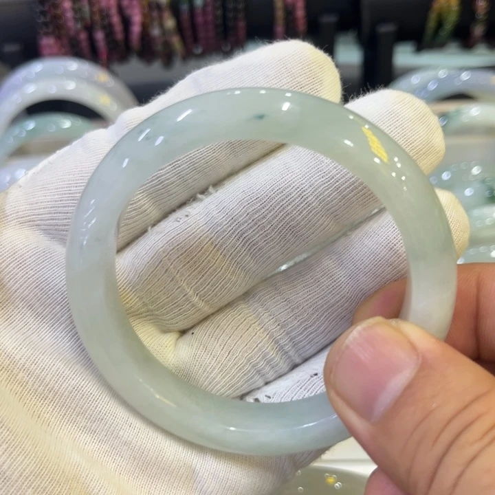 未镶嵌手镯翡翠四海哥翡翠飘花