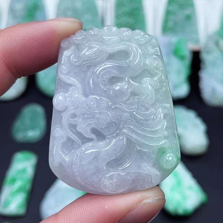 翡翠颈饰未镶嵌翡翠吊坠