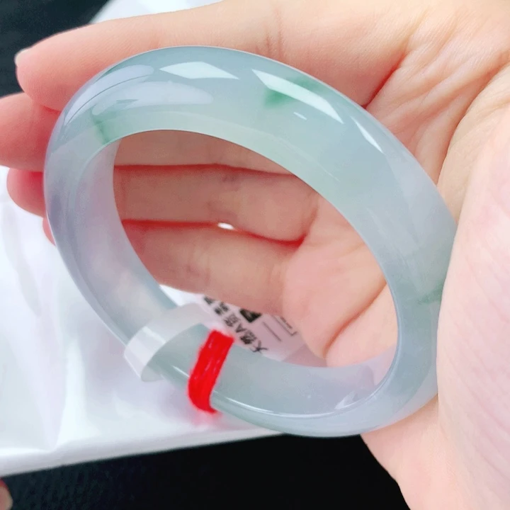 翡翠未镶嵌手镯54圈