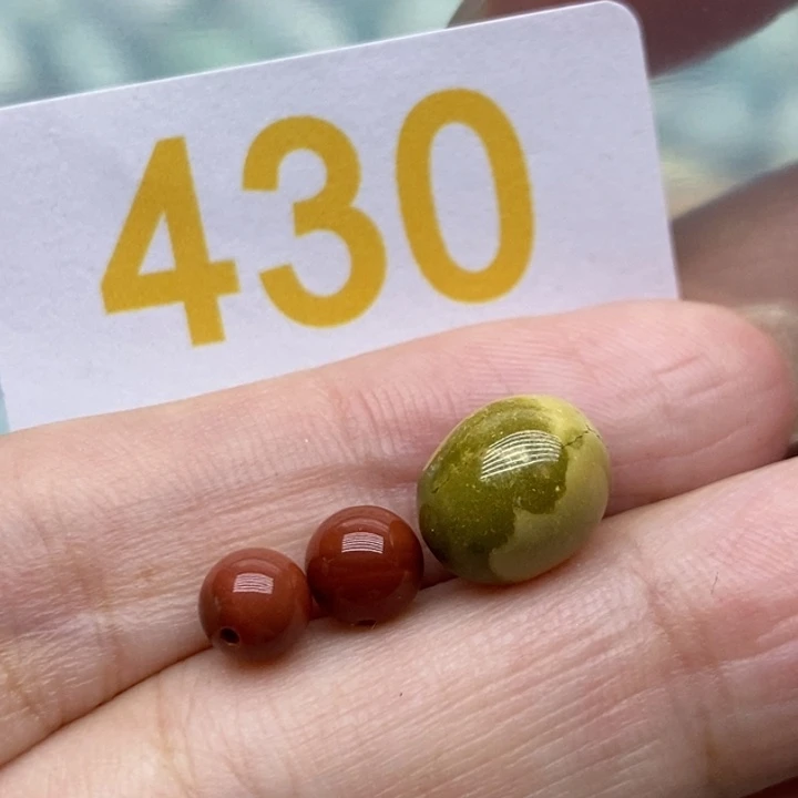南红玛瑙未镶嵌珠宝奇石