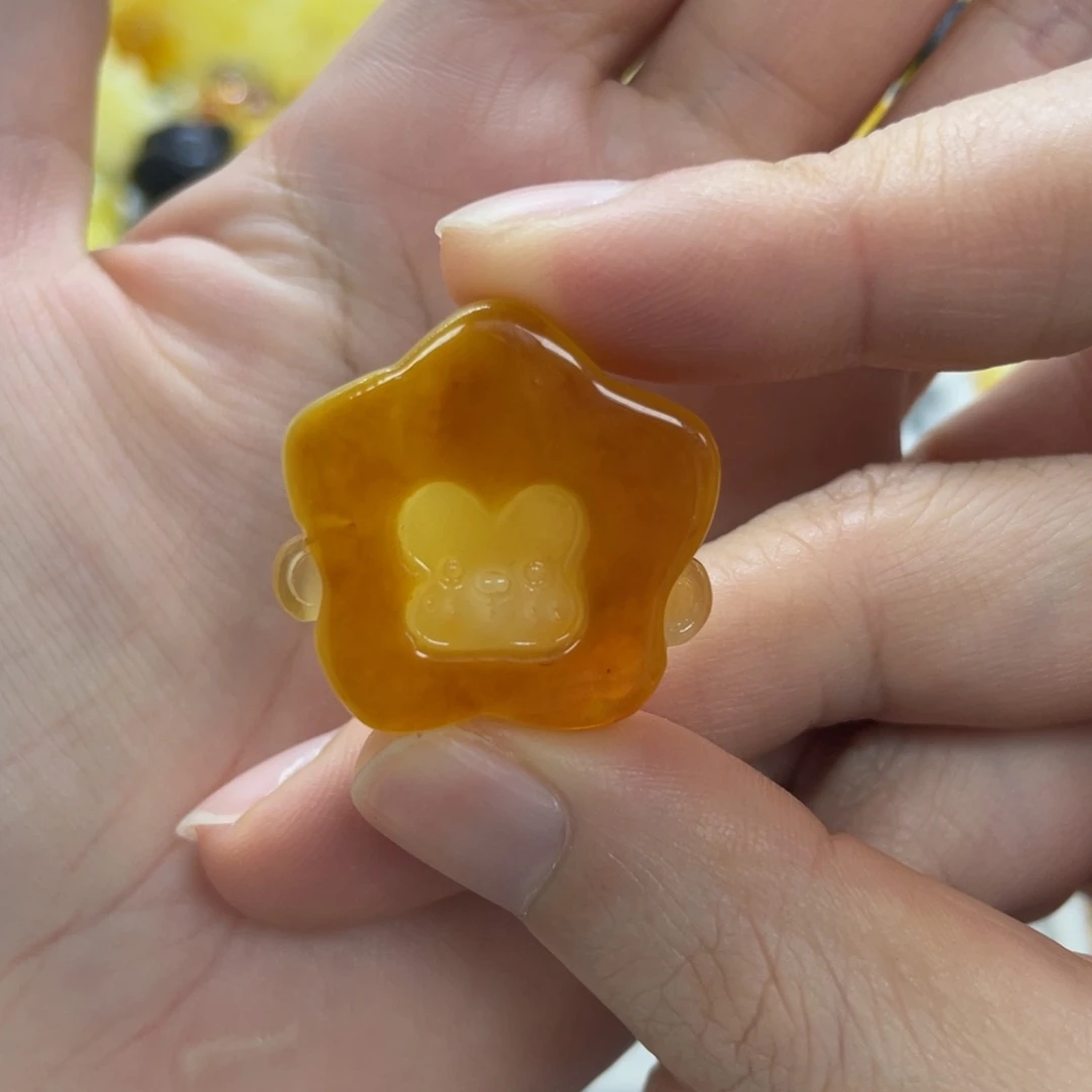琥珀未镶嵌裸石天然琥珀