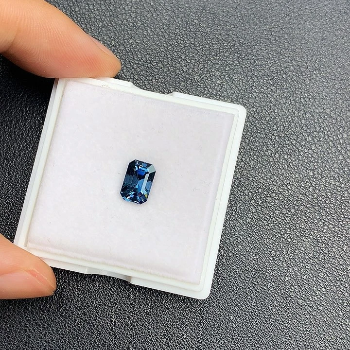 尖晶石裸石2.08克拉