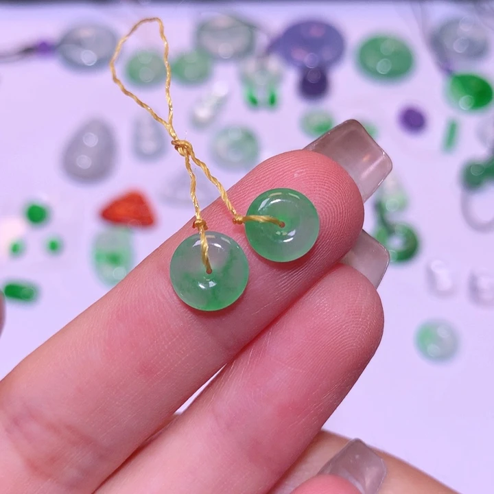 翡翠手镯未镶嵌平安扣一套