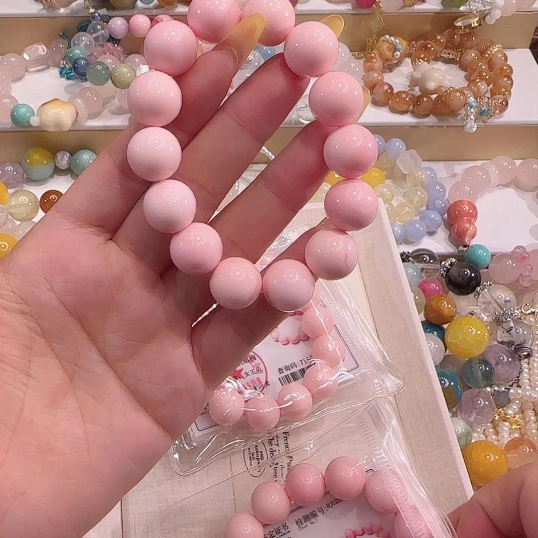 水晶手镯未镶嵌吧