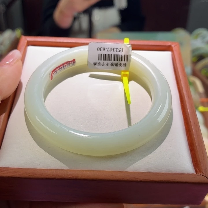 和田玉未镶嵌手镯13 56.57