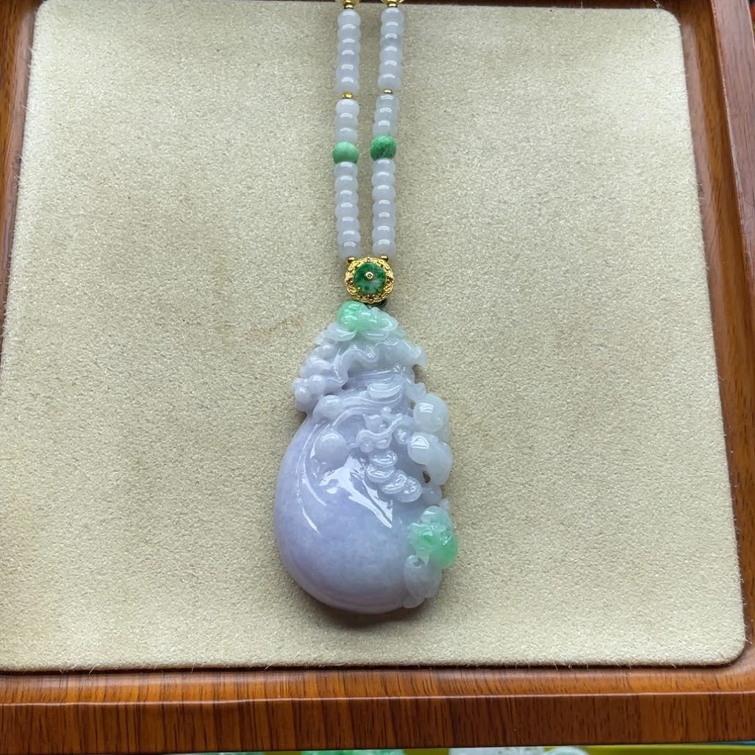 翡翠未镶嵌颈饰翡翠钱袋子