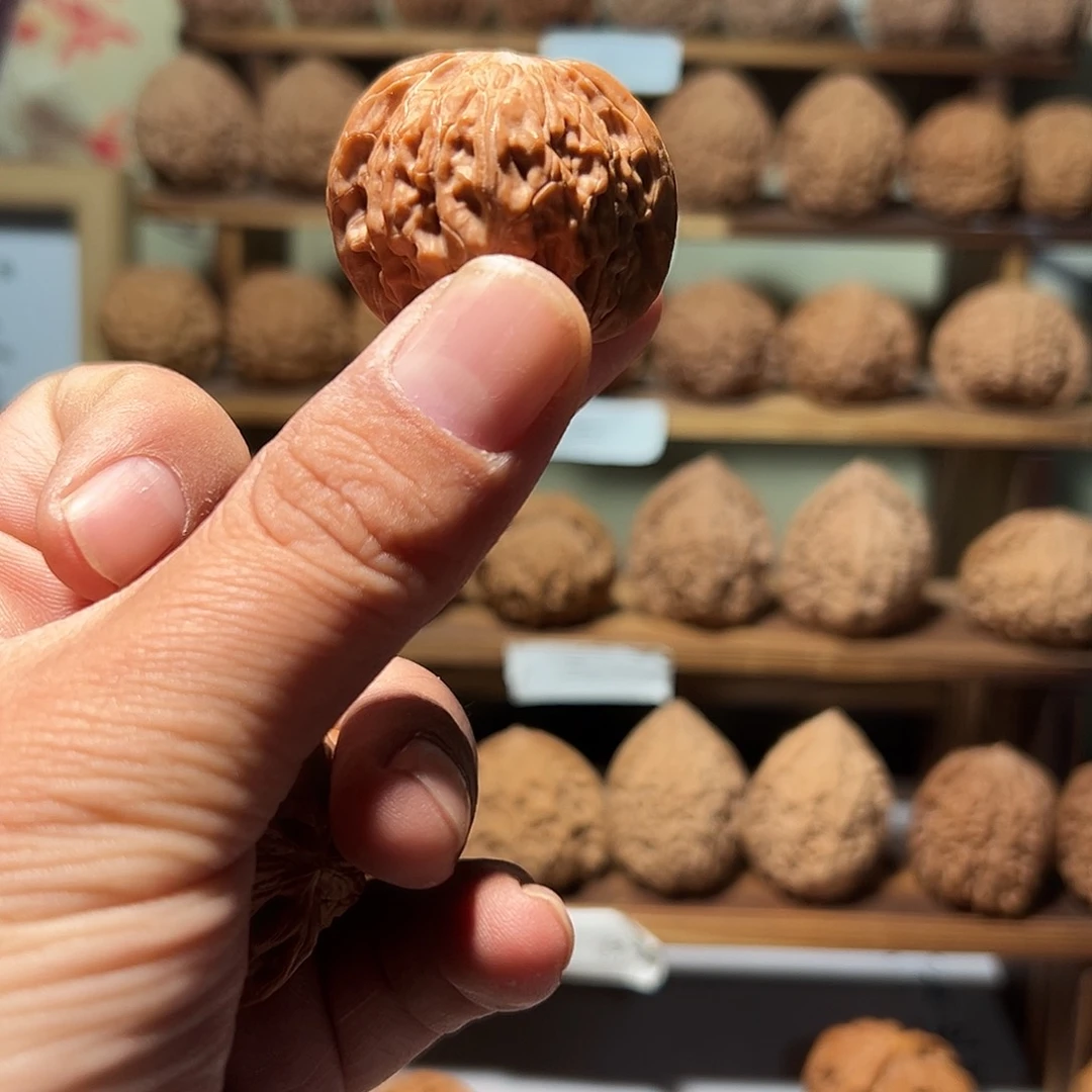 精****?文玩核桃，小磨盘