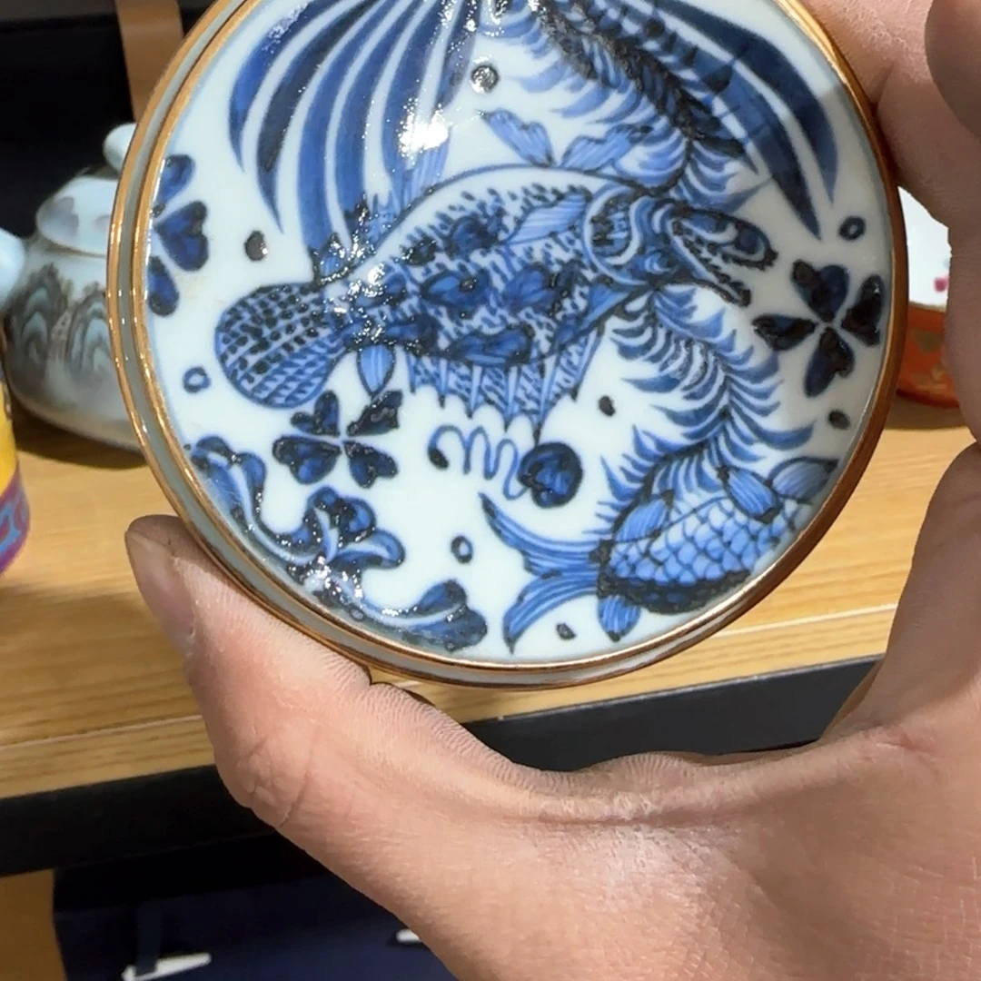 瓷片嗯困难面前就是没有人了