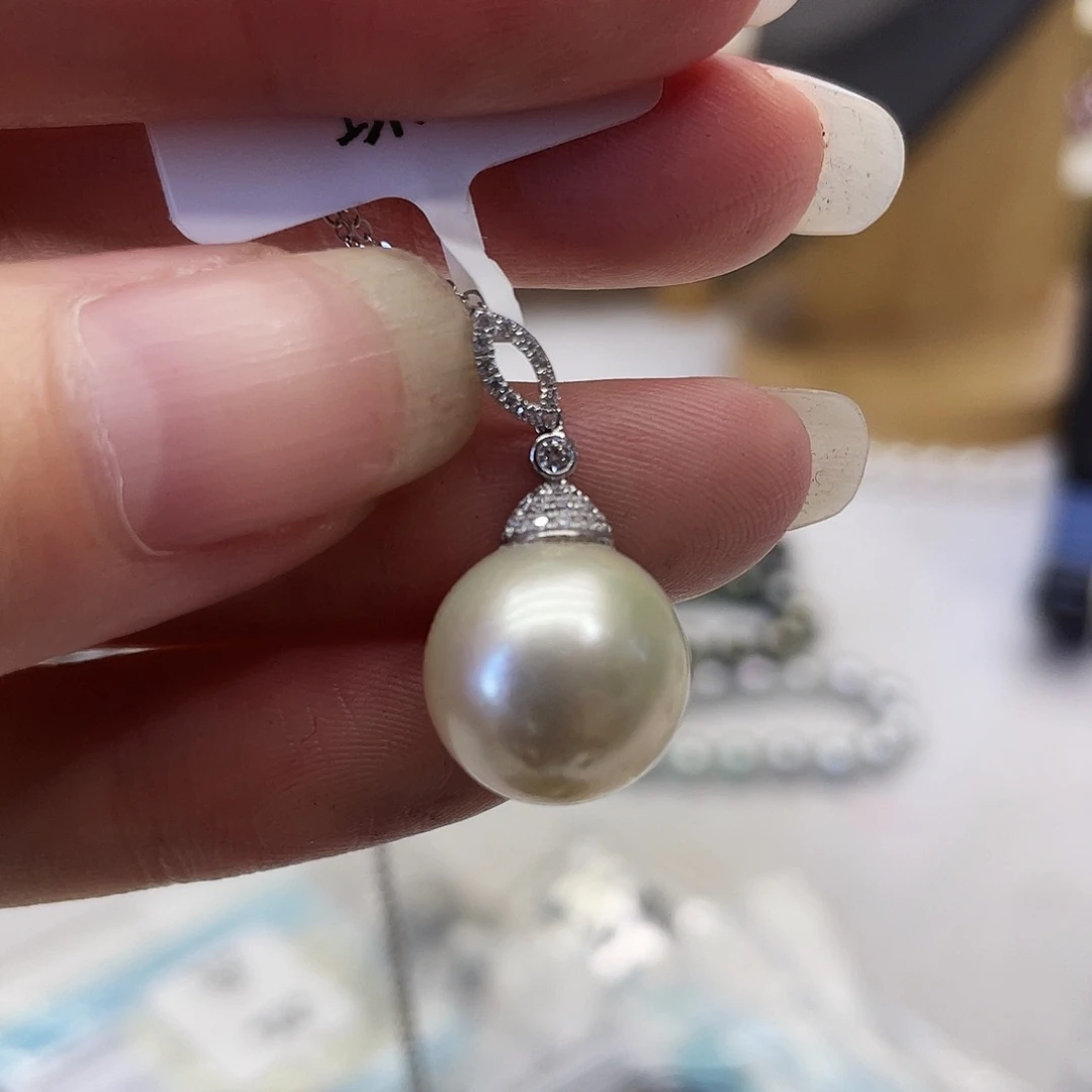 海水珍珠18K金镶嵌颈饰