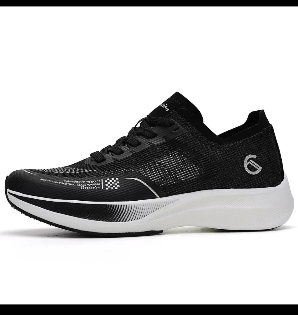 哥罗尼户外透气网眼夏季舒适轻便徒步鞋92318