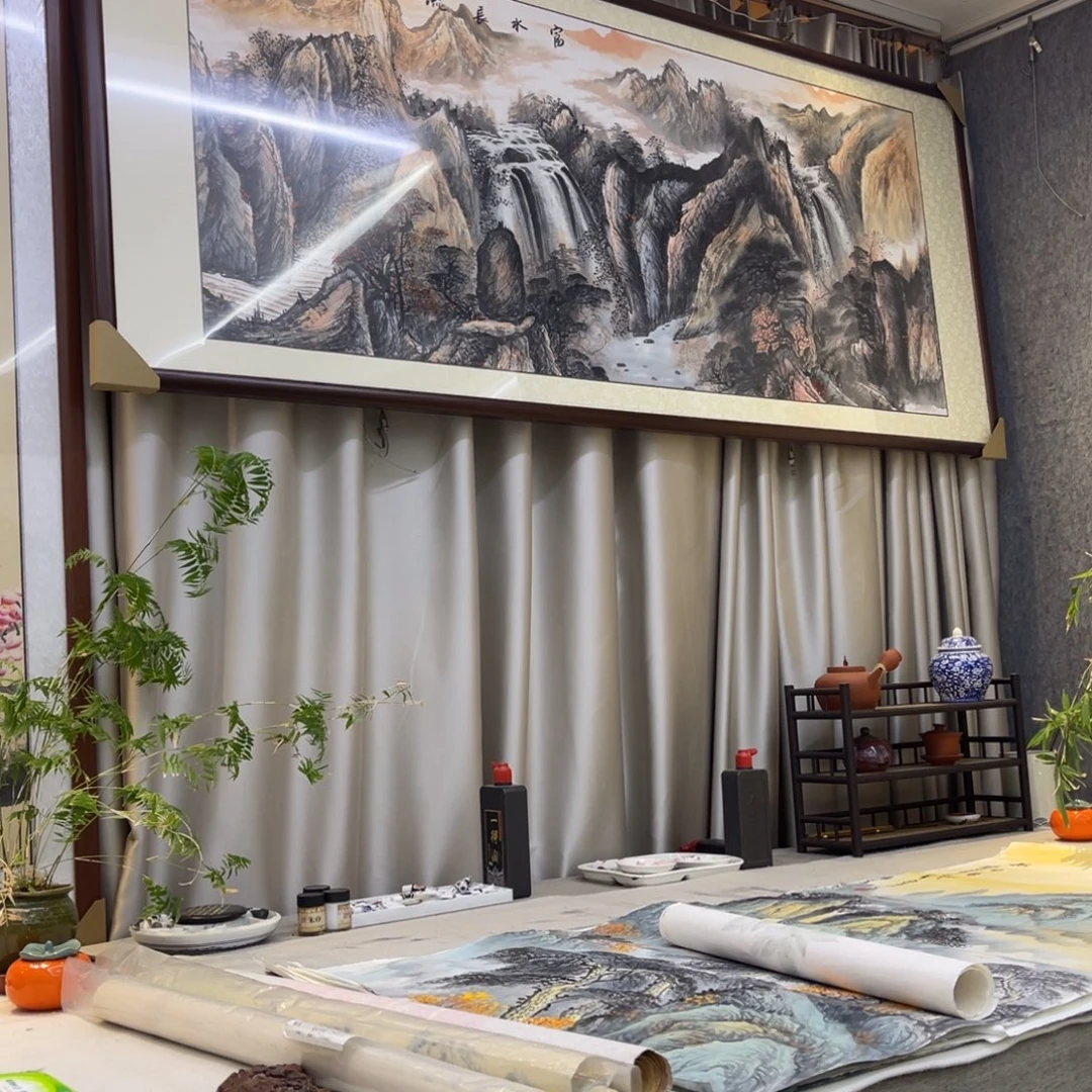 国画富水长流画框靠山图205×85