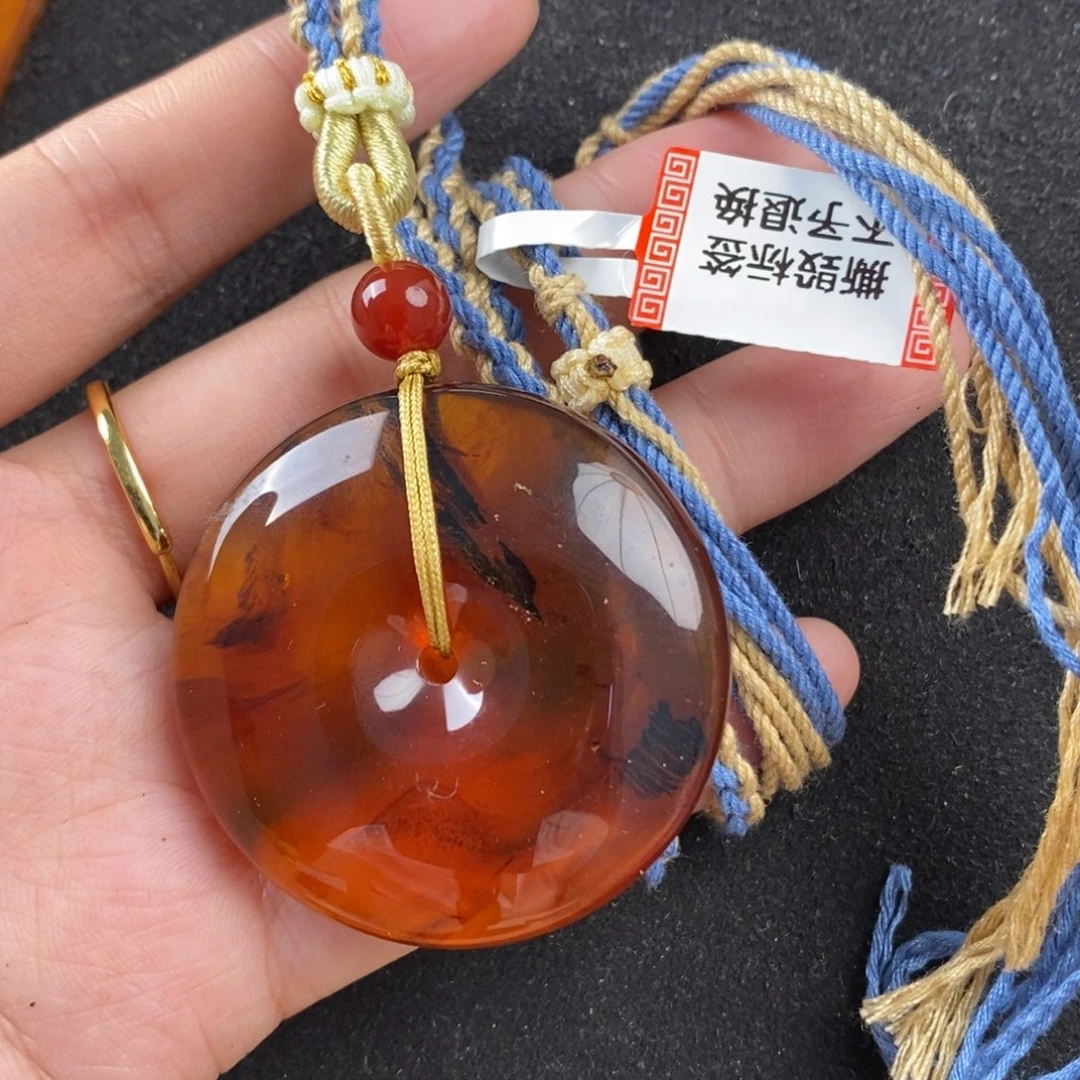 未镶嵌琥珀珠宝奇石