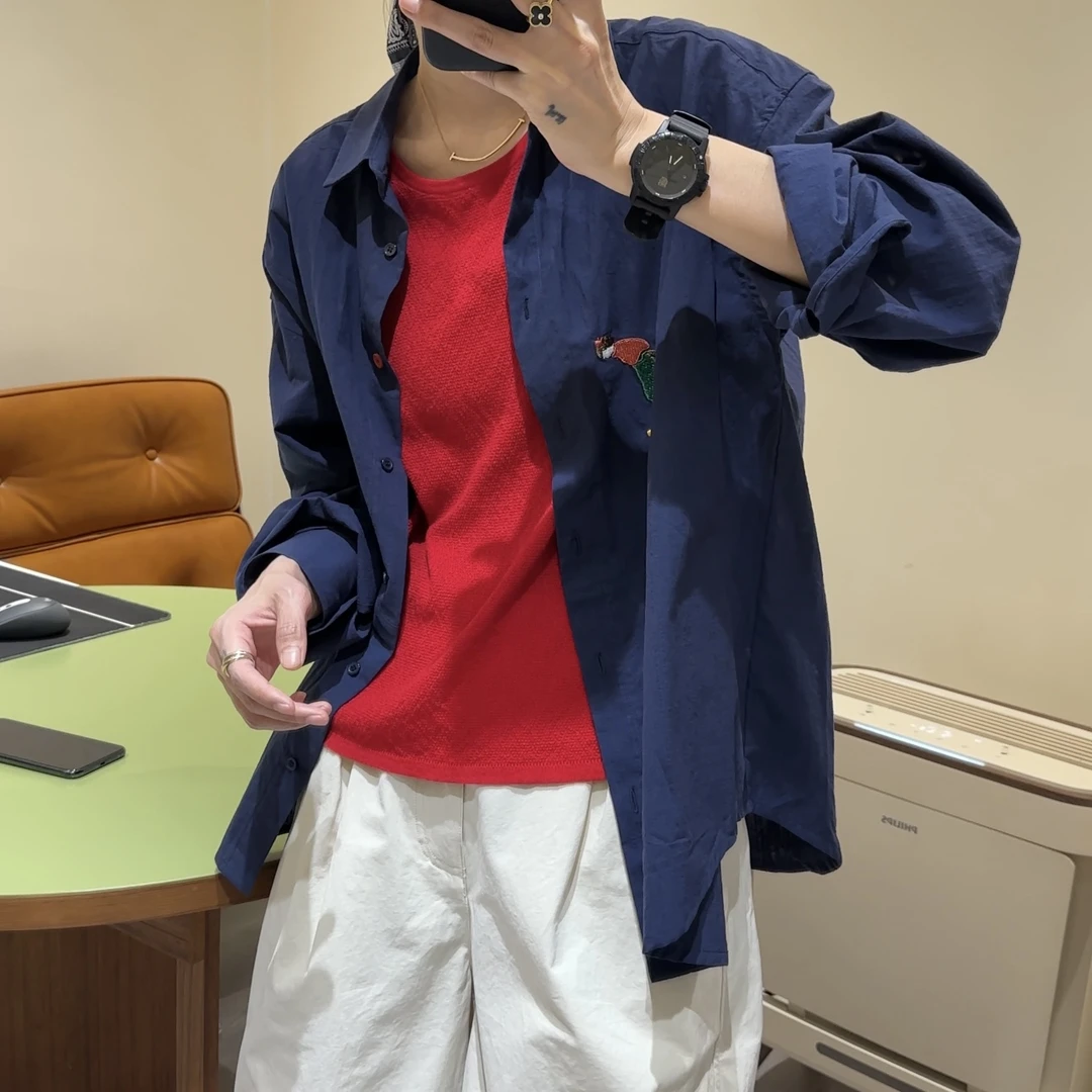 DAB深蓝色人物刺绣宽松版衬衫 D225