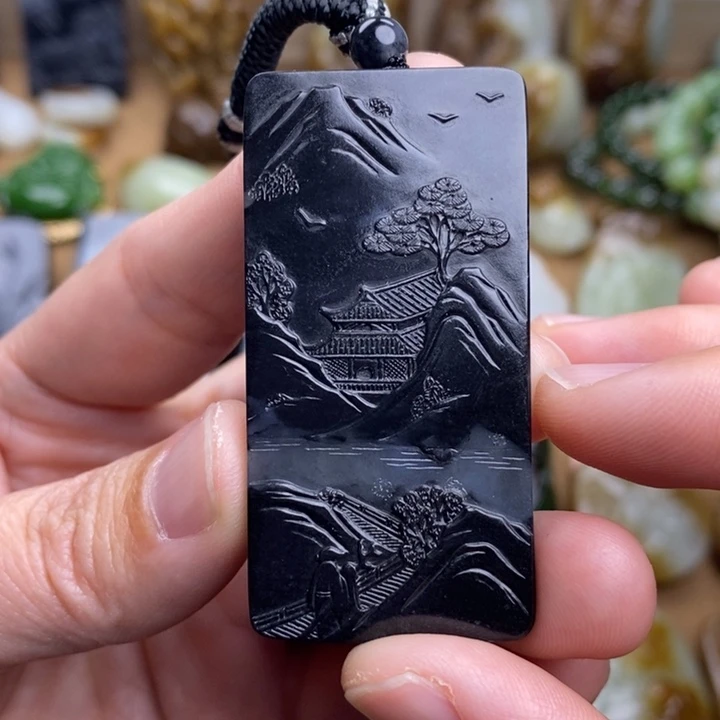 和田玉颈饰未镶嵌