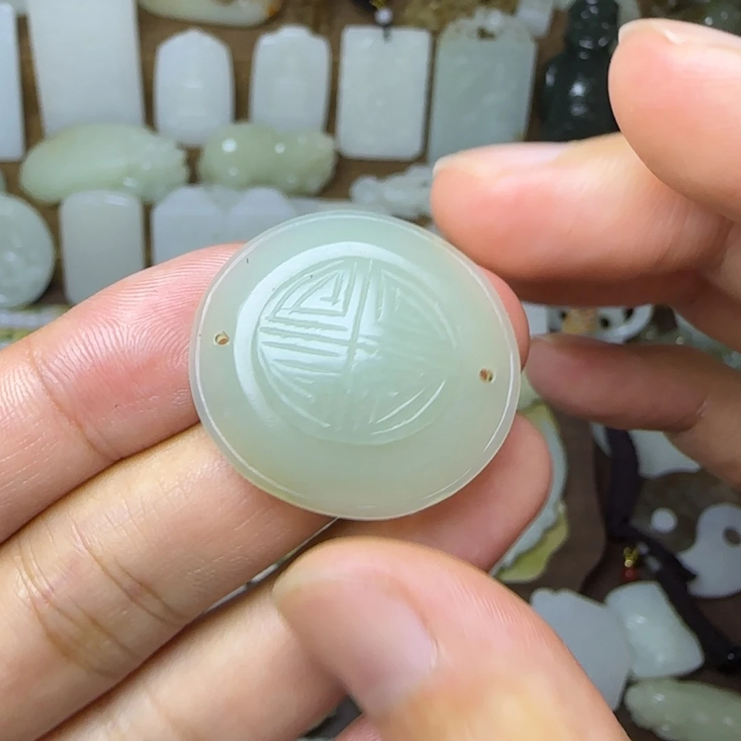 和田玉未镶嵌挂件