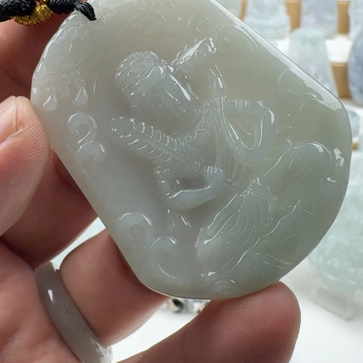 翡翠未镶嵌颈饰天然缅甸A货翡翠